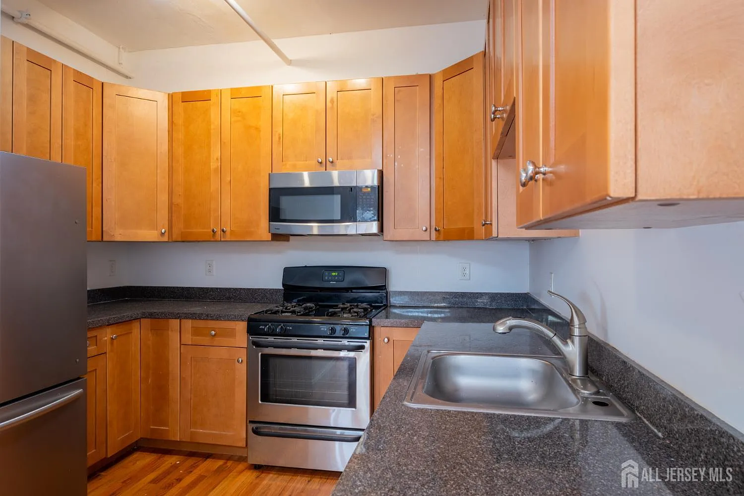 378 George St — Photo 4