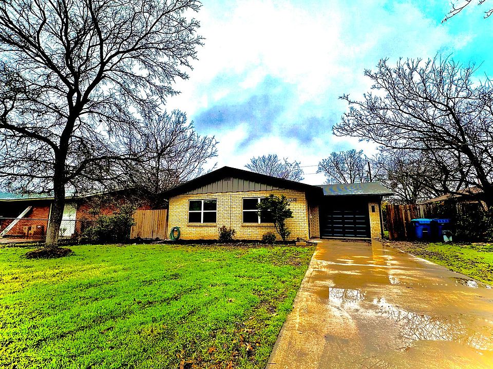 1st image of 505 Lake Dr
