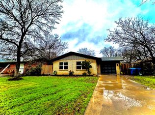505 Lake Dr, Kerrville, TX 78028