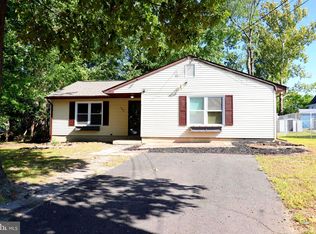 821 Walnut Ave, Lindenwold, NJ 08021