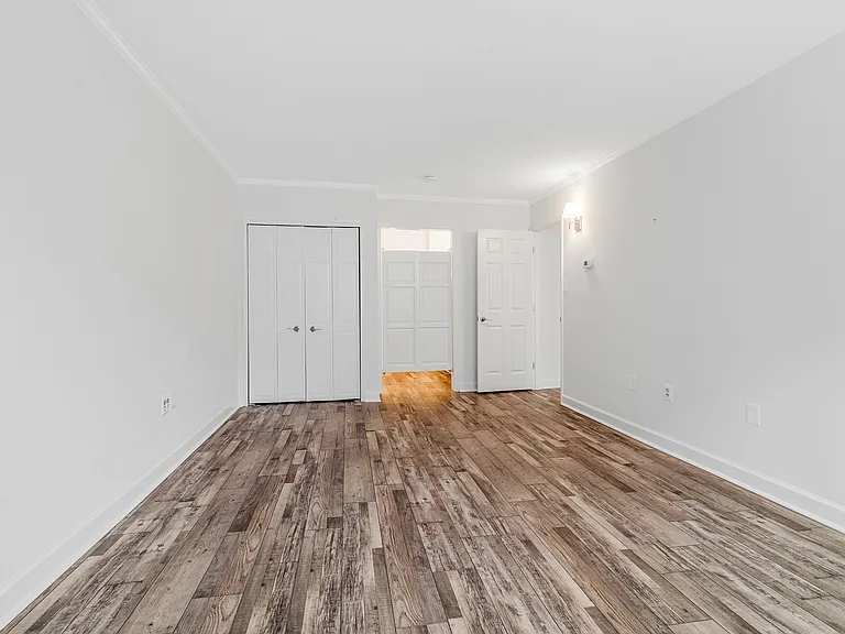 2555 Pennsylvania Ave NW #418 — Photo 6