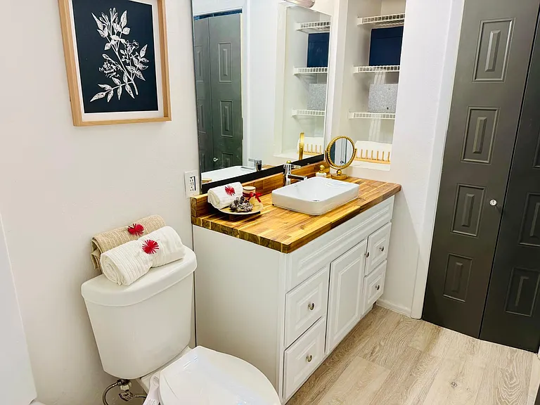 216 Afton Sq #202 — Photo 12