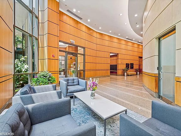 5th image of 400 N Lasalle St #2809