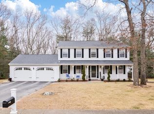 5 Tamarack Trl, Coventry, RI 02816