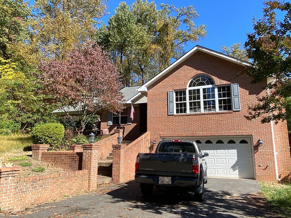 2nd image of 6877 Walnut Heights Dr