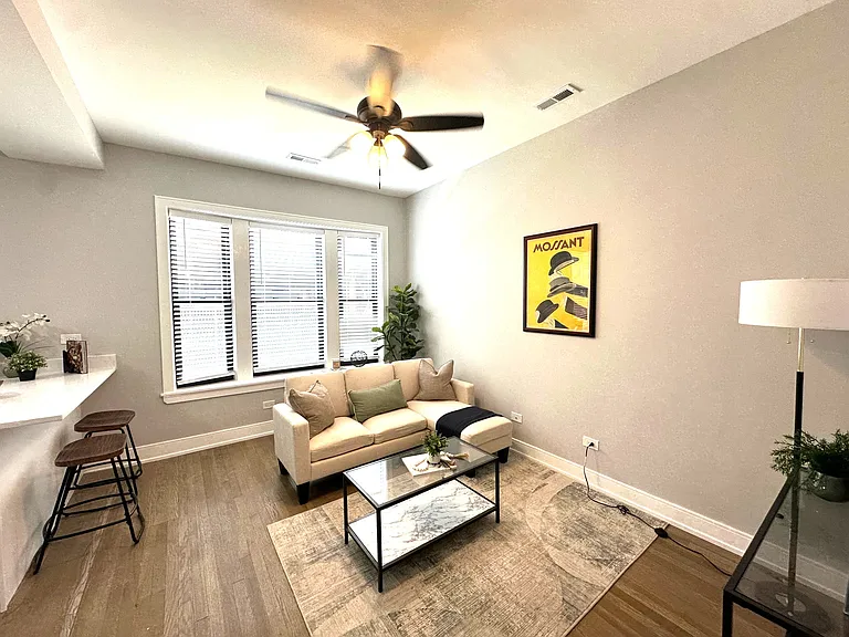 3836 N Wilton Ave #1 — Photo 6