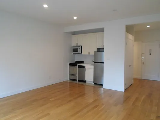 Rented by Sky Management | media 33