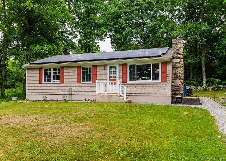 121 Mackin Dr, Griswold, CT 06351 | Zillow