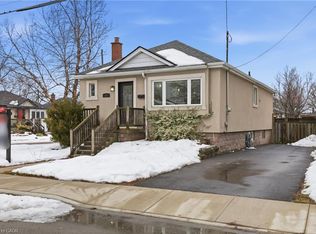 32 Audrey St, Hamilton, ON L8V 1G4