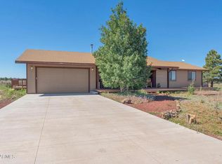 14566 E Garland Prairie Rd, Parks, AZ 86018