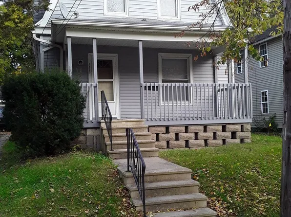 1003 S Jackson St, Jackson, MI 49203