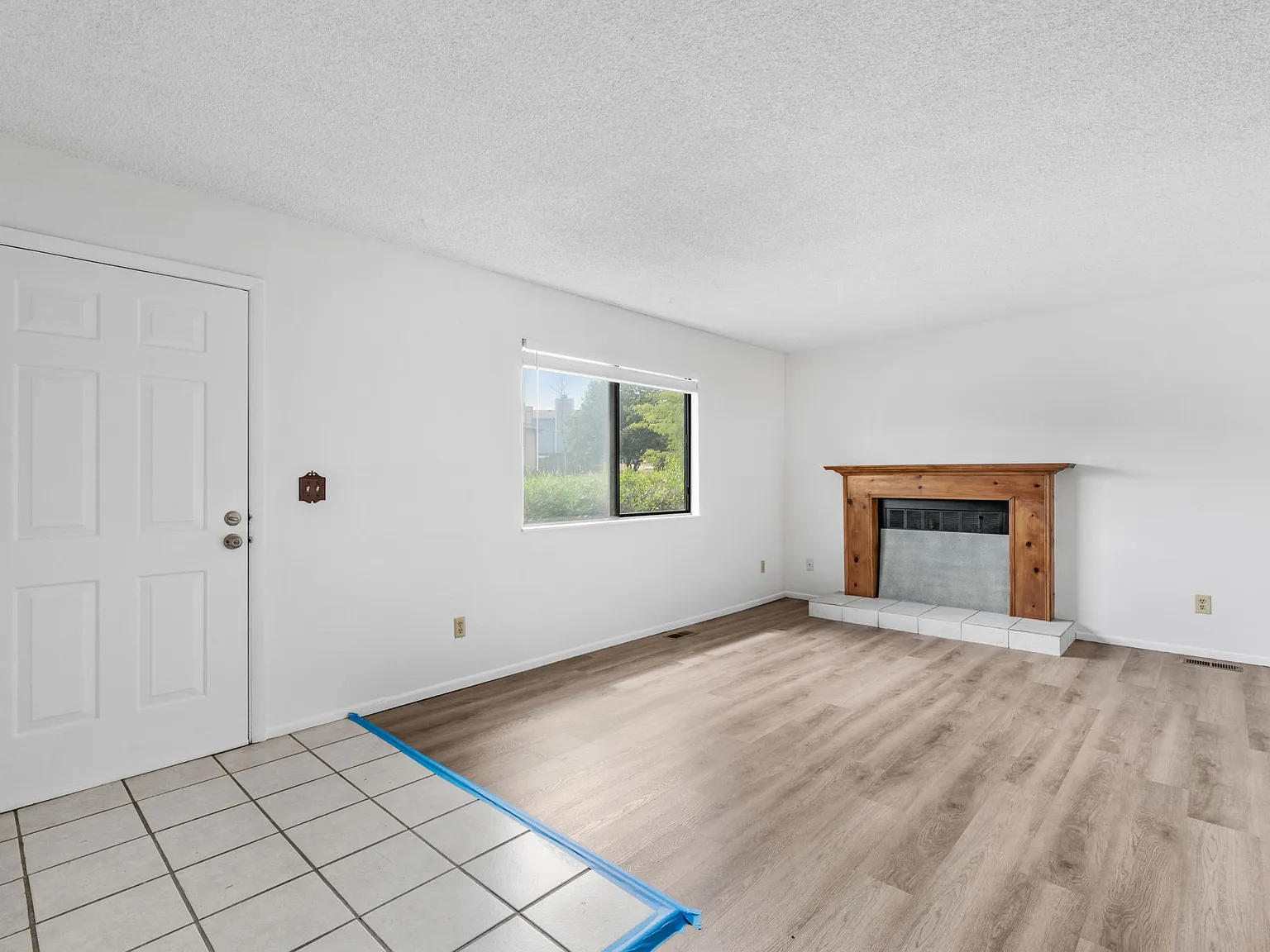 3 bed, 1652 sqft, $2,400 — Photo 3