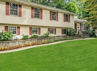 52 E Oak St, Ramsey, NJ 07446