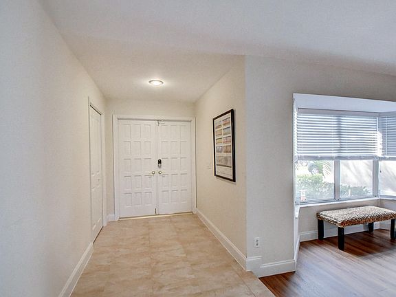 Home For Sale In Greenview Shores