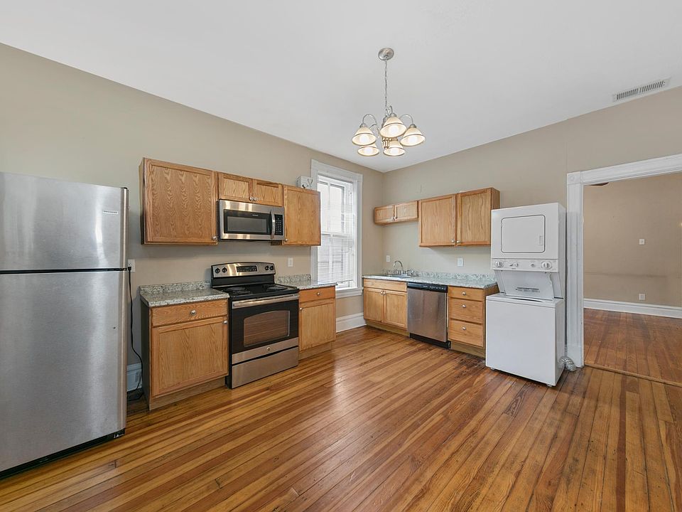 1st image of 2007 Russell Blvd #1W