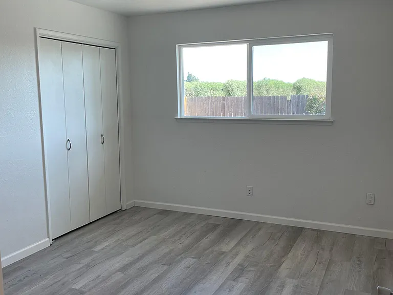 3269 E Sample Ave — Photo 8