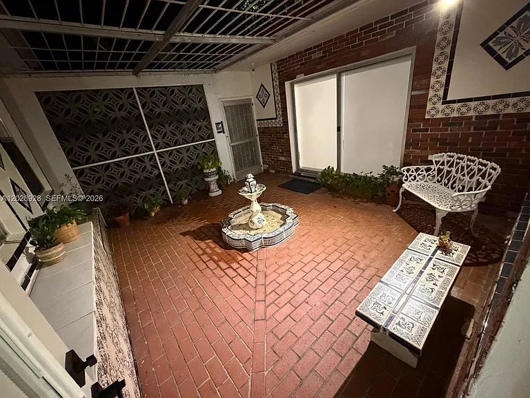 3600 SW 26th St — Photo 13