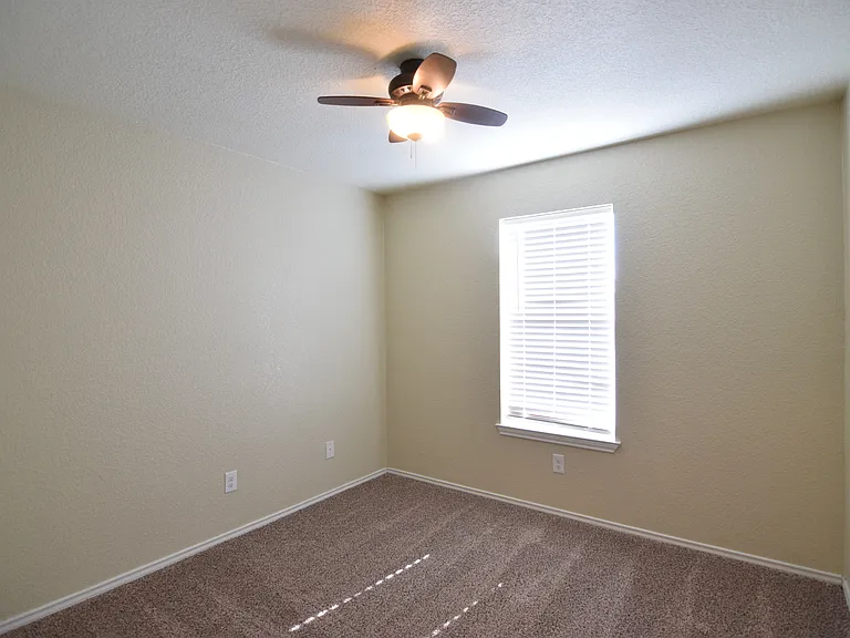 2802 Wesley Dr — Photo 15