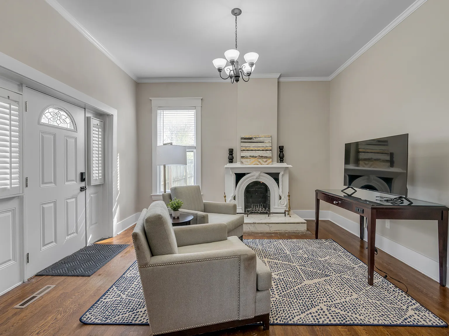 4 bed, 3000 sqft, $4,500 — Photo 4