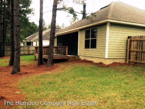 2nd image of 4420 Kenilworth Cir