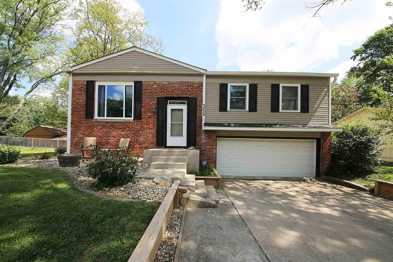 3522 N Stoneycrest Rd photo 1