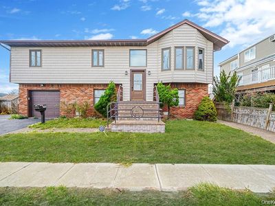 745 S 9th Street, Lindenhurst, NY, 11757