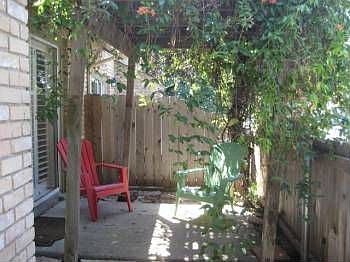 4th image of 1015 Yager Ln #28