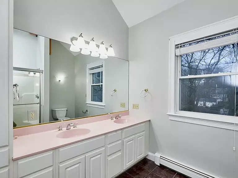 86 Pratt St #3 — Photo 12