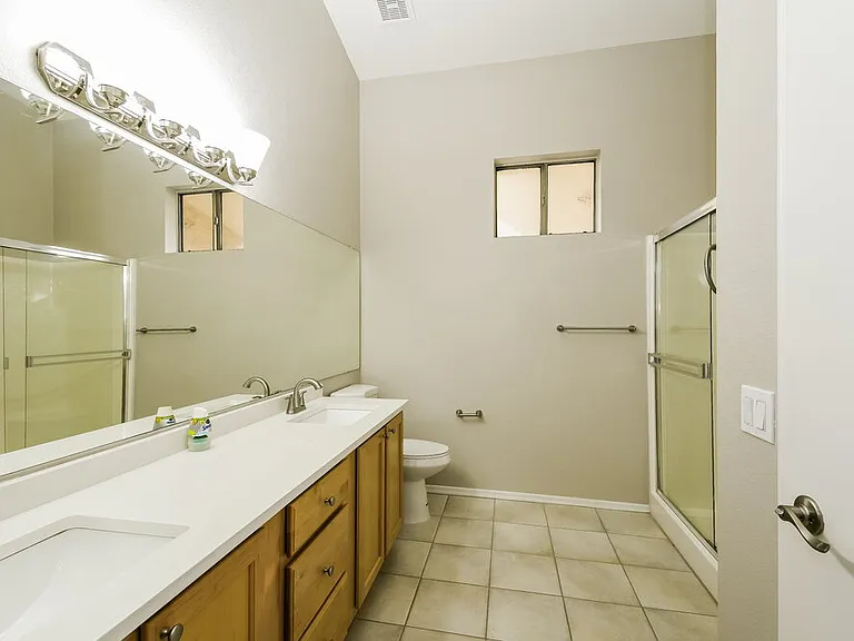 19819 N 34th Pl — Photo 12
