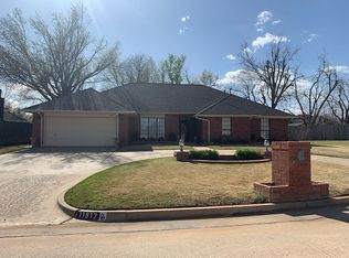11817 Stonehedge Ln, Oklahoma City, OK 73170