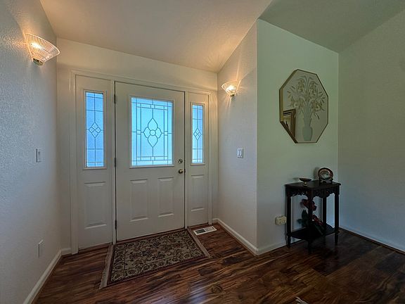 5th image of 9227 Saint Andrews Cir
