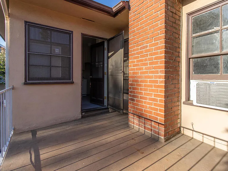 449 N Euclid Ave #H — Photo 19