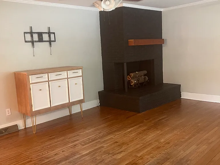912 Hebron Rd — Photo 17