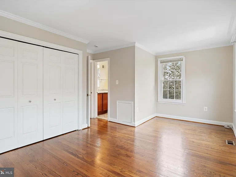 101 Roberts Ct — Photo 19