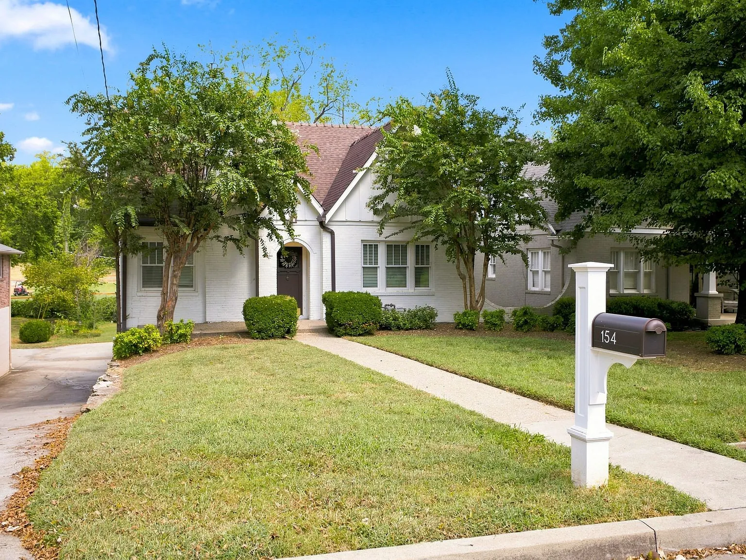 3 bed, 1905 sqft, $4,750 — Photo 1