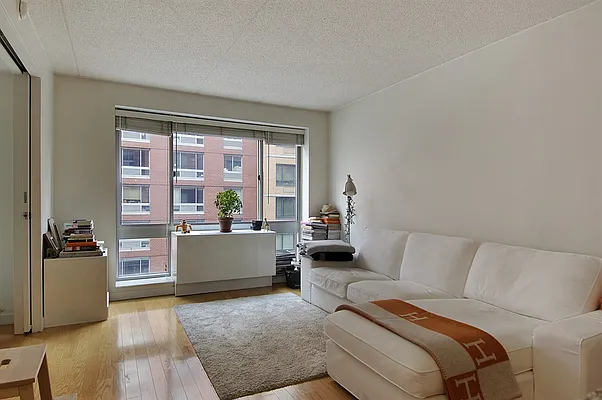 Rented by Corcoran | media 12
