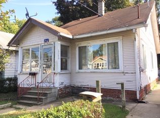 319 E Prospect St, Jackson, MI 49203
