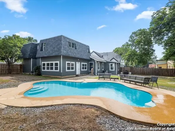 1035 AVANT AVE, San Antonio, TX 78210