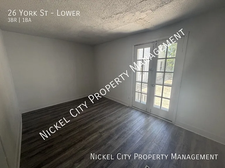 26 York St #LOWER — Photo 6