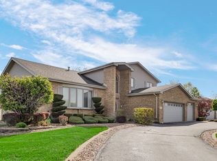 161 Providence Dr, Matteson, IL 60443