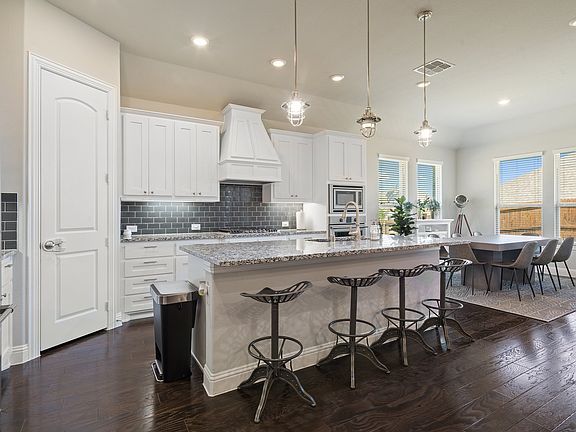 5th image of 10912 Smithville Pl
