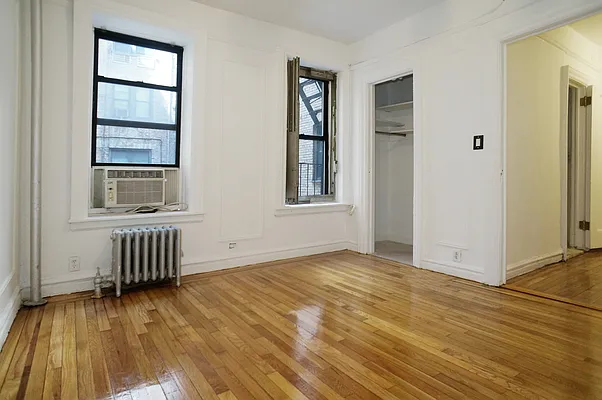 Sold by EXR | media 4