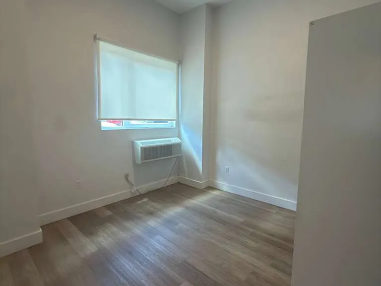 38 Madison St #106 — Photo 3