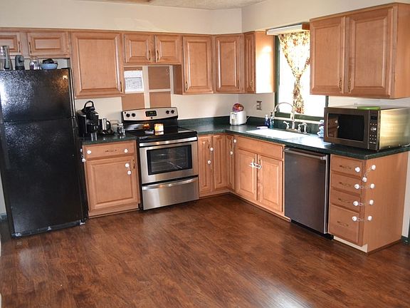 5th image of 3815 N Cadet Ave