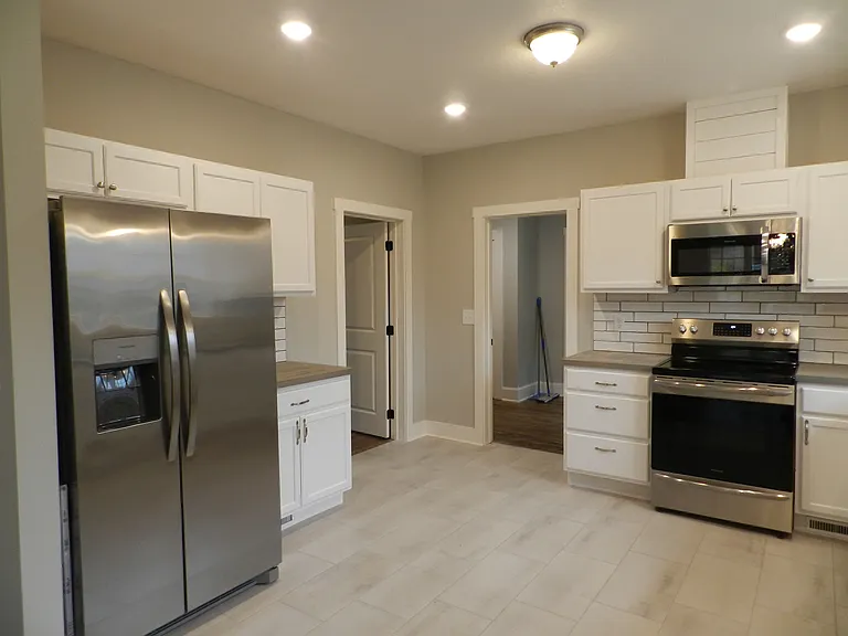 59 Joy Dr — Photo 5