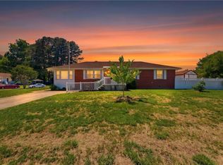26 Prince William Rd, Newport News, VA 23608