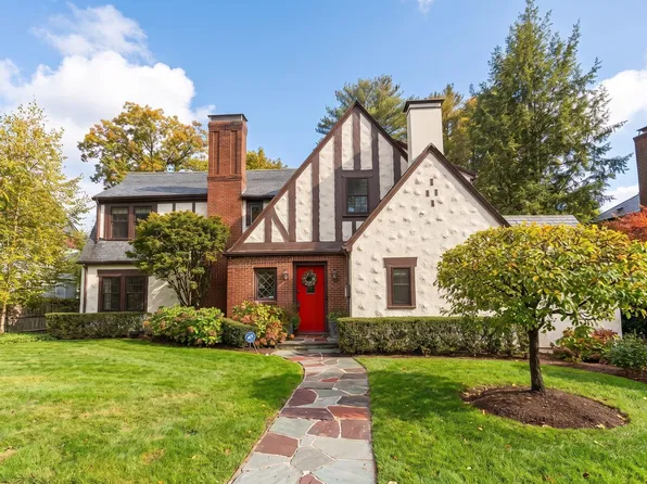 79 Randolph Rd, Brookline, MA 02467