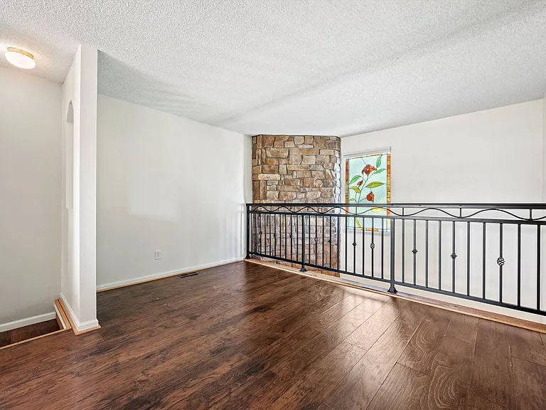 1683 S Blackhawk Way #B — Photo 11