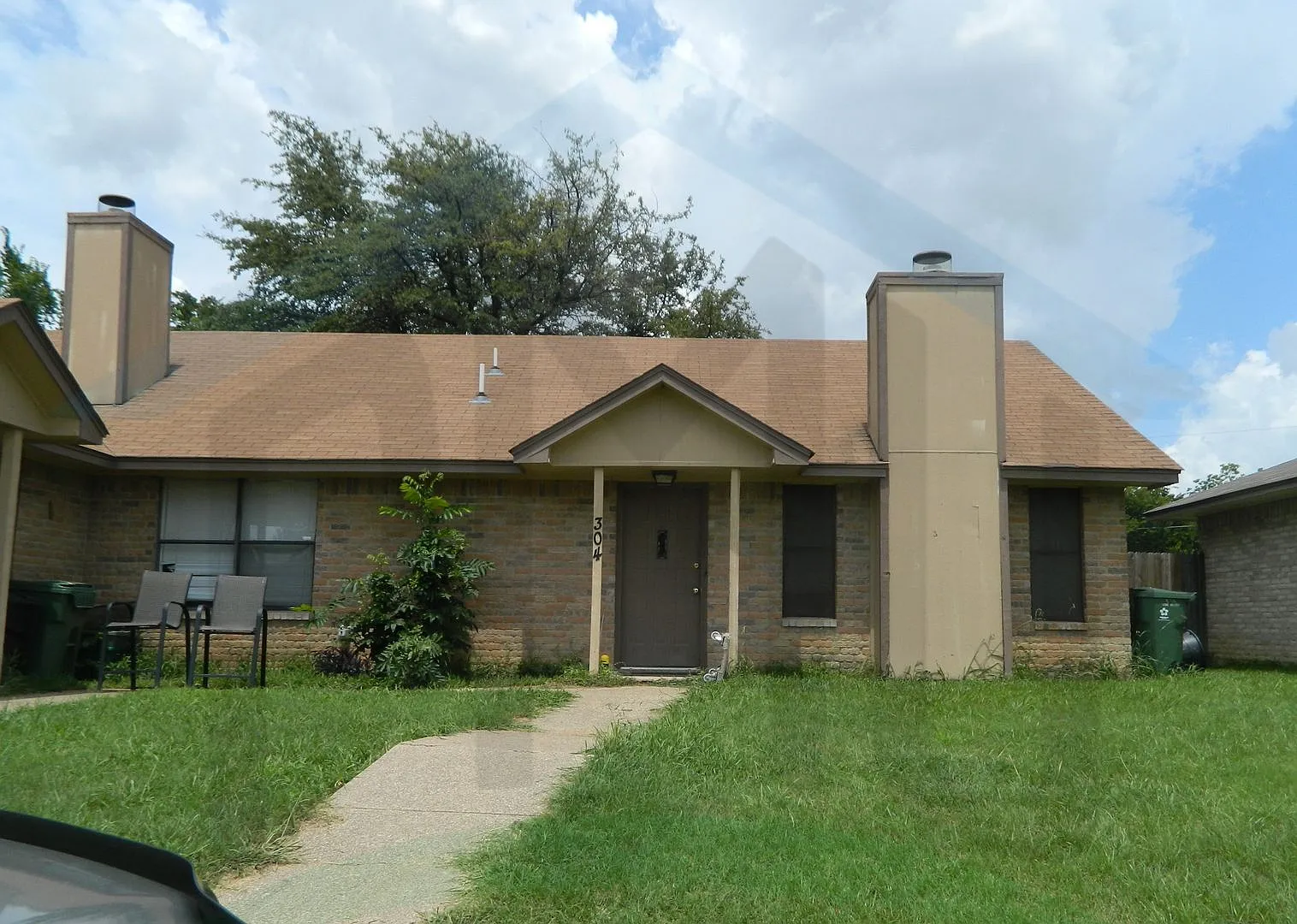 Coming Soon! Nice 2-Bed, 2-Bath Half Duplex In Mansfield — Photo 1