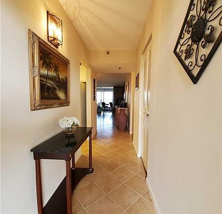 2nd image of 4550 NE 18th Ave #606
